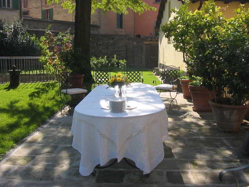 Palazzo Torriani Hotel Marradi Exterior photo